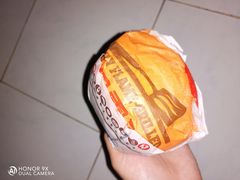 狠霸王鱼堡-汉堡王(烟台新世界店)
