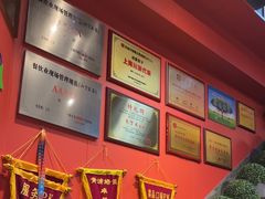 -川流不息·地道川菜·小龙虾(新松江路店)