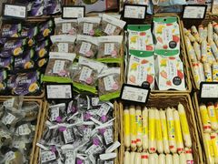 -来伊份(通灌北路店)