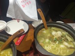 -周鱼小馆石锅酸菜鱼(活力汇店)