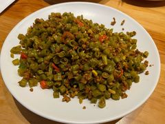 酸豆角炒肉沫-姥姥家春饼店(惠新东街店)