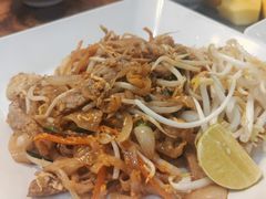 -两兄弟Song Pee Nong(2号店)
