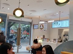 大堂-喜茶(广州中山六路店)