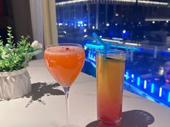 -Tipsy Bar•屋顶露台酒吧&水烟吧