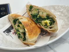 脆皮虾仁韭菜盒子-海味当家·蒸锅海鲜(中山广场创始店)