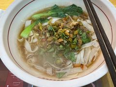 泡椒鸡杂米粉-呷佬·长沙手工米粉(金沙江路店)