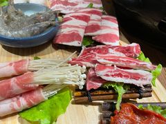 -明洞阿姨·韩式酱蟹烤肉·创意料理(三元桥店)