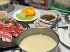 -红鼎豆捞·非遗鲍皇汤火锅(宝丰路店)