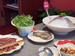 -洞子口重庆鲜货火锅(楚翘城旗舰店)