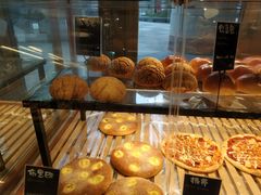 -Dough&Joe团憩(瑞虹天地月亮湾店)