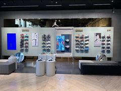 -Air Jordan(世贸天阶店)