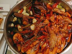-黄记煌三汁焖锅(新佳丽江汉路店)
