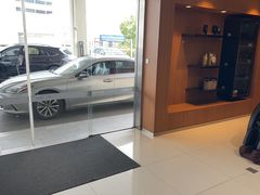 -上海东昌雷克萨斯(沪南路店)