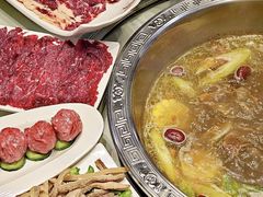 -乡土黄·鲜牛肉火锅·小龙虾(兴业街店)