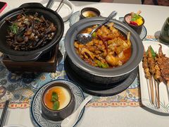 -云海肴·汽锅鸡·云南菜(天山百盛优客店)