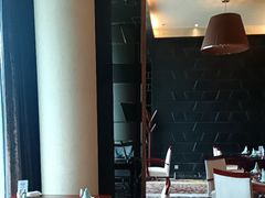 -粤尚腾香居中餐厅(首都机场希尔顿店)