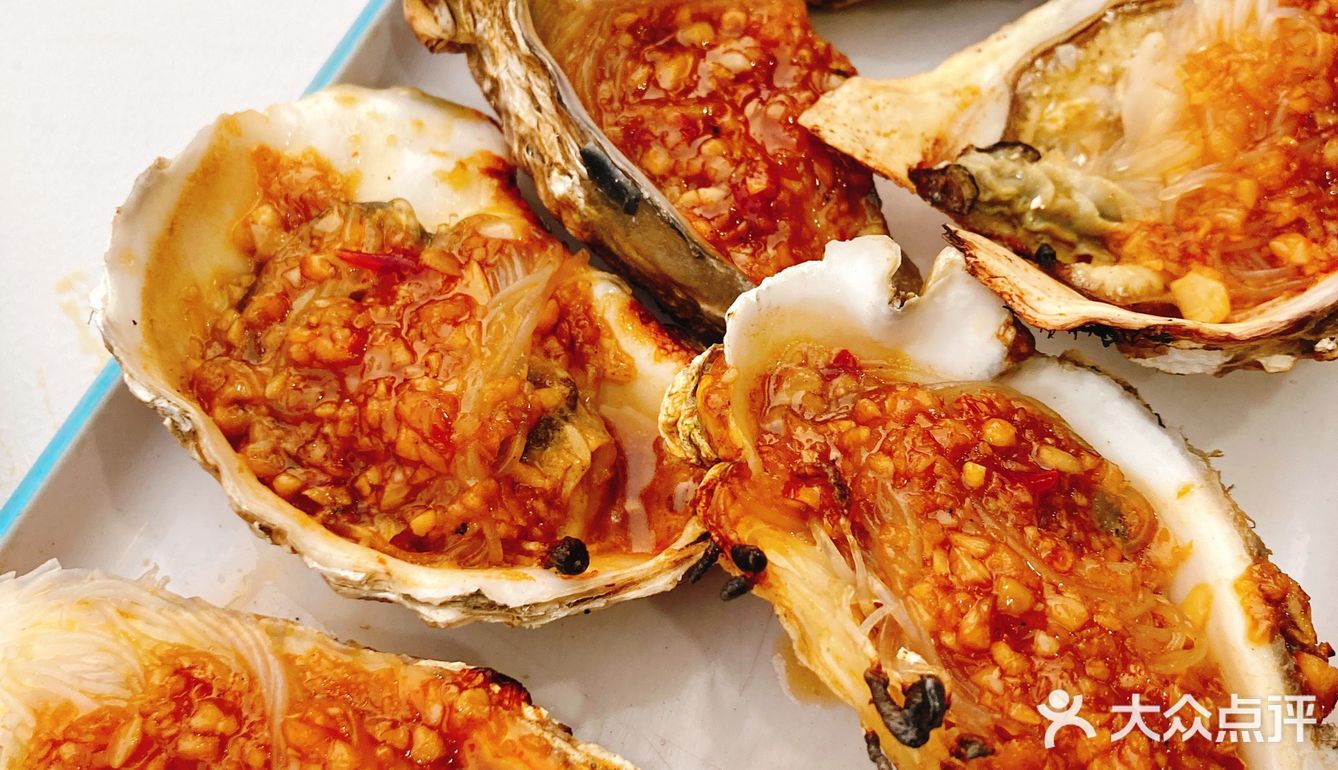 三十多年的烧烤老店,大粒的孜然撒料很够味!