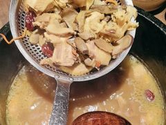 -蘑界·野生菌火锅(深业上城店)