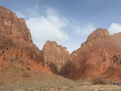 -天山神秘大峡谷