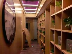 -尚荟汤泉生活馆