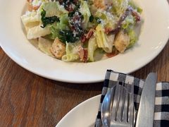 -ROAST coffee & eatery