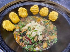 -黑土风情铁锅炖(兴业路店)