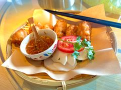 -大头虾越式风味餐厅(光明广场店)
