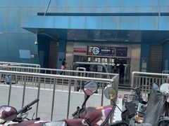 -梨园(地铁站)