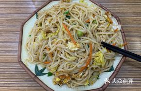 Meat and Egg Fried Guilin Rice Noodles