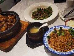 -鄱阳湖·江西小炒·瓦罐煨汤(五道口店)