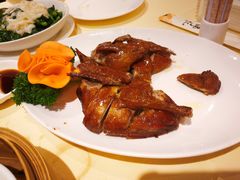 脆皮乳鸽-镛记酒家