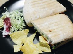 -HELLO 27 意面·沙拉·帕尼尼