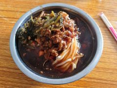-灵山卢梅燕粉店