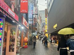 -BHC炸鸡(明洞总店)