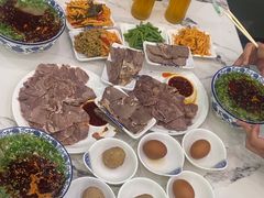 -伊穆祥牛肉面总店·清真
