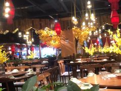 大堂-老滇山寨•云南特色菜•地方菜•民族风情歌舞表演(金碧店)