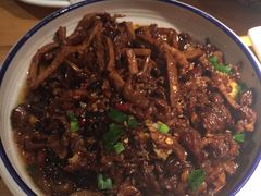 -坛宗剁椒鱼头(河西王府井店)