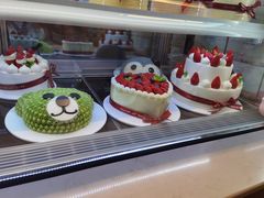 -花花卷卷·鲜食蛋糕(静安久光百货店)