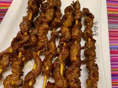 -香巴拉云南餐厅(华莱坞店)