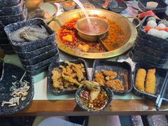 -新哥老官·畅吃123·美蛙世界(苏宁广场店)