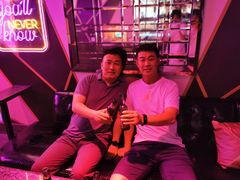 -好乐迪(张扬路八佰伴店)