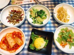 小菜-益百岁牛尾汤(香山路店)