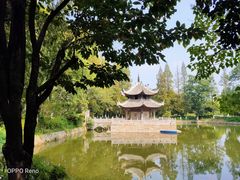 -习家池