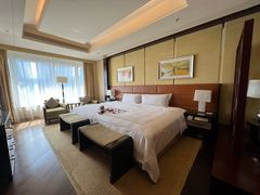 -深圳星河丽思卡尔顿酒店