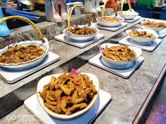 -曼格活海鲜·牛排自助(光明蓝鲸店)