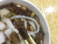 -覃肥叔桂林米粉(粮道街店)