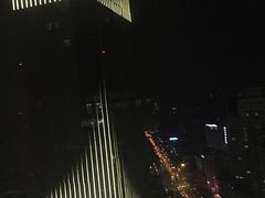 夜景-南京金鹰皇冠假日酒店