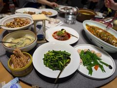 -鹊华居·地道鲁菜·海鲜·融合味(大明湖店)