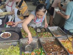 自助取餐区-十一街苍蝇馆子转经消江湖菜(九眼桥十一街店)