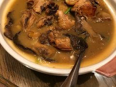 崂山菇炖鸡-青岛海景花园大酒店·白果树餐厅青岛菜